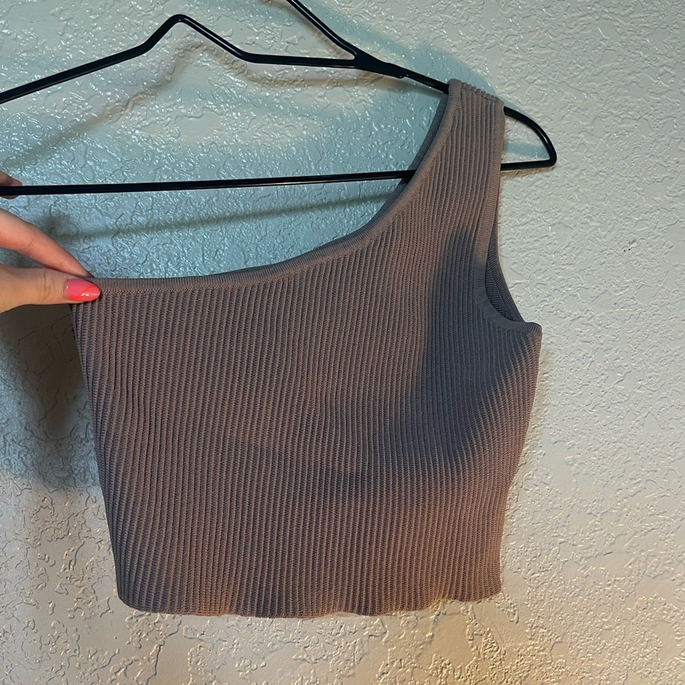 Cropped One shoulder Top